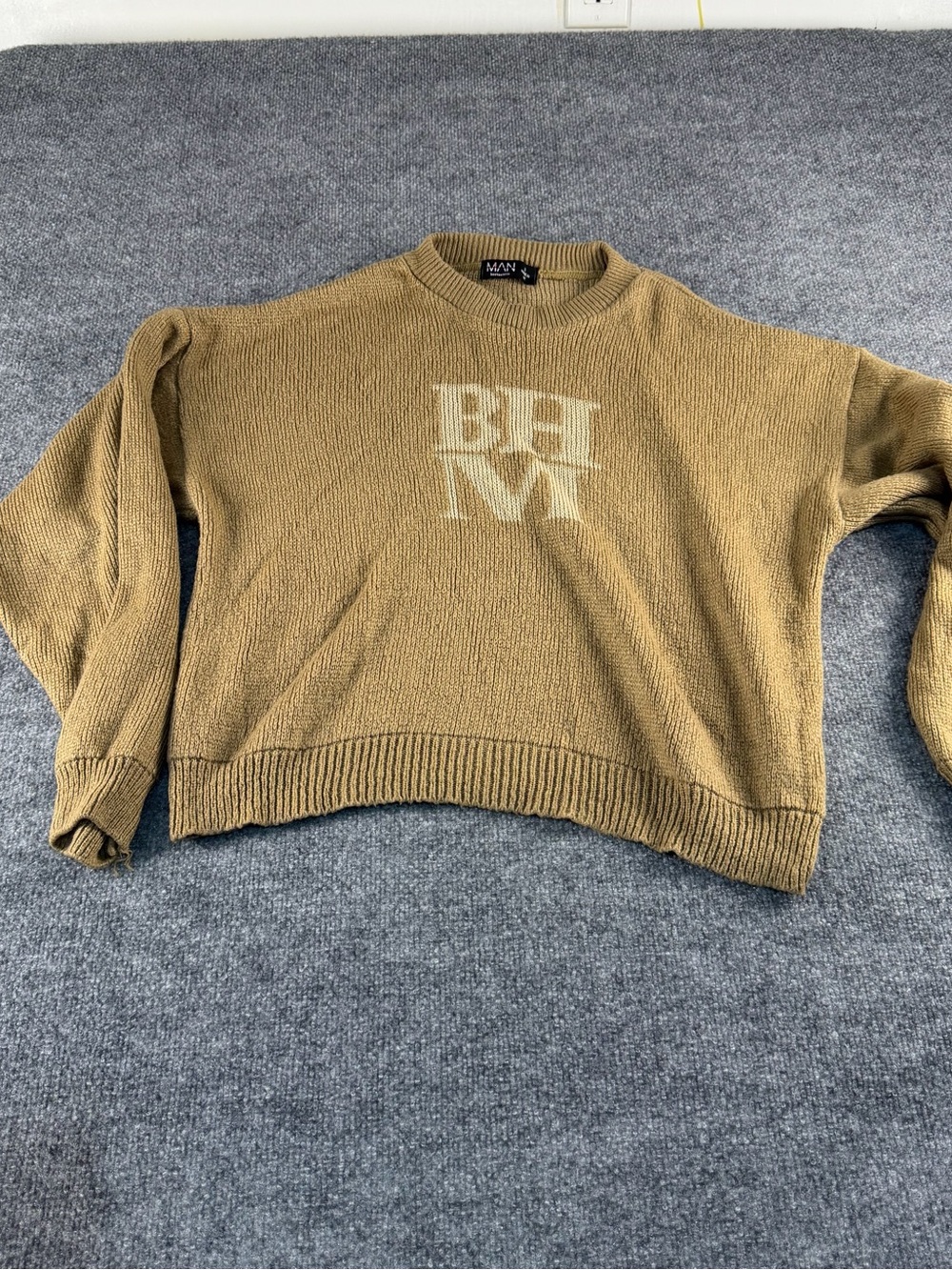 BoohooMAN Tan Chunky Knit Logo Sweater S
